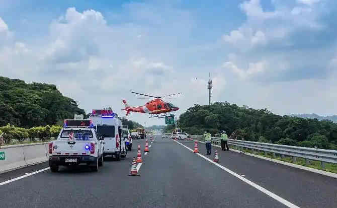 巴东高速公路汽车救援案例