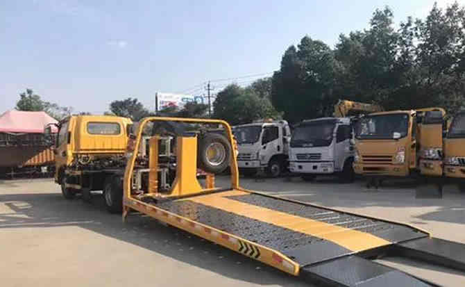巴东汽车中途维修案例